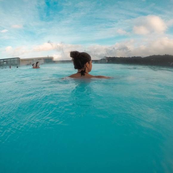 Meet your Posher, Amber - Picture 1 of 1